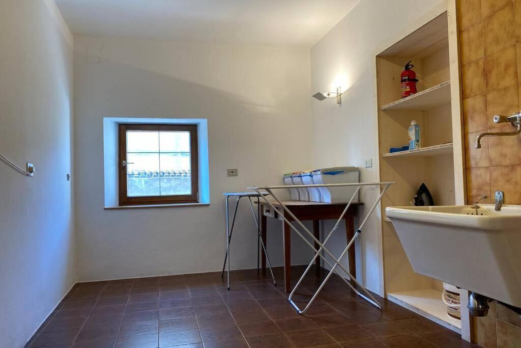 Grosse Wohnung Mit Garagenparkplatz Fiè Dış mekan fotoğraf